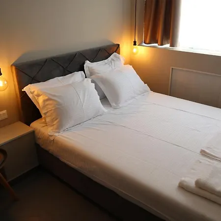 Ladadika Luxury *